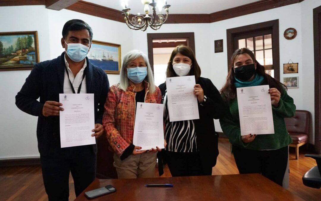Fundación Papudo firma convenio de colaboración con la I. Municipalidad de Papudo