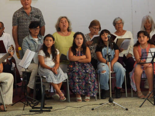 El Coro Papudano canta en la misa de Epifanía El Coro Papudano canta en la misa de Epifanía