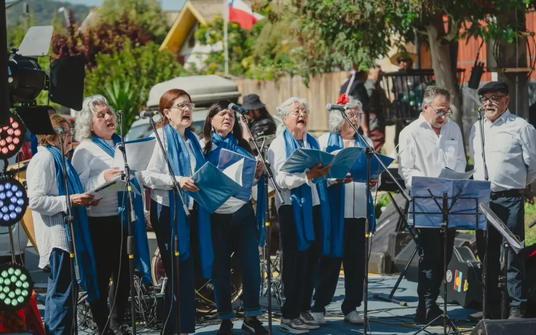 Papudo celebró su tradicional Fiesta de la Ensalada de Pencas y Presa de Pescá, con la participación del Coro Papudano