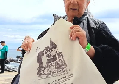bolsas impresas en puesto sobre patrimonio en costanera papudo